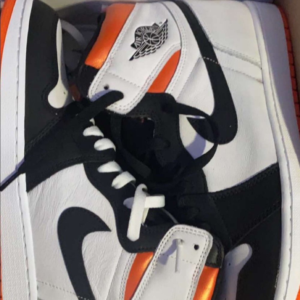 Jordan 1 electro orange - Picture 2 of 2
